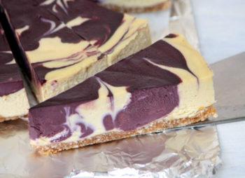 Maria Lönnqvist: Blueberry Swirl Cheesecake