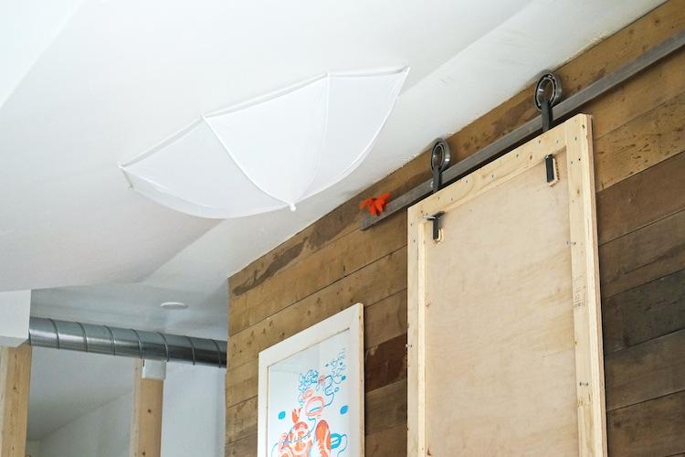 interiordesign_yellowmood_livingroom_woodenwall_DIY_renovation 3