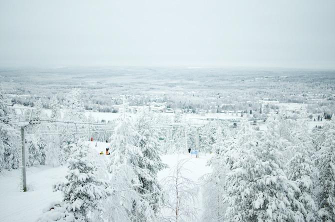 yellowmood_winter_rovaniemi_ounasvaara_skyhotelli_snow5