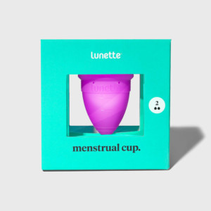 Lunette_cup_violet2_shopify_f92f1a3f-2950-4f2e-922e-3f1f9e6ab415_800x.jpg
