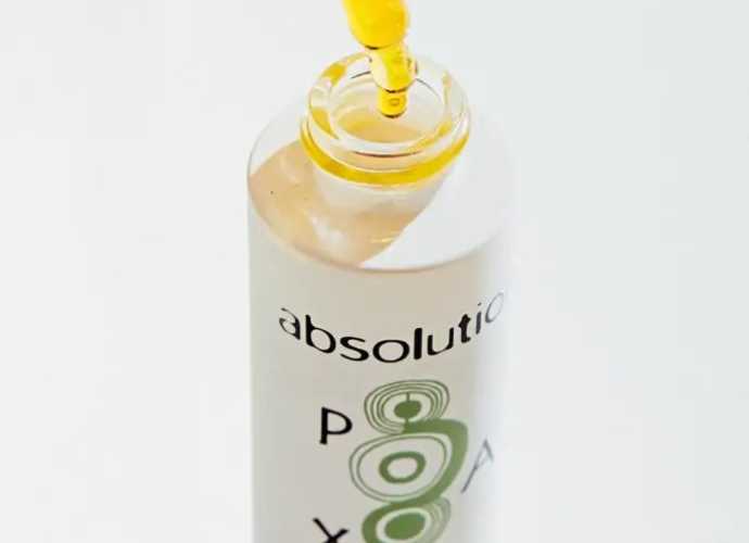 Absolutionin uutuus PAX-kasvoöljy – “Suosittelen kaikille, joilla on herkkä ja oikutteleva iho”